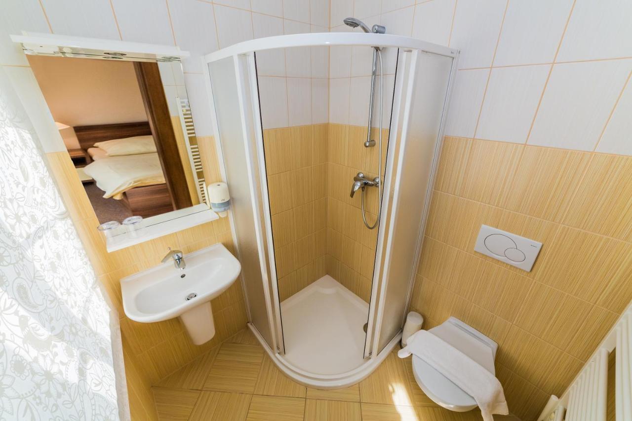 Parkhotel Смржовка Экстерьер фото